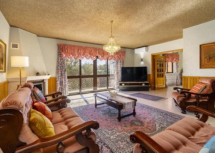 Whome Perfect Family Hideout Residence W/Ac & 4Br + 5Ba