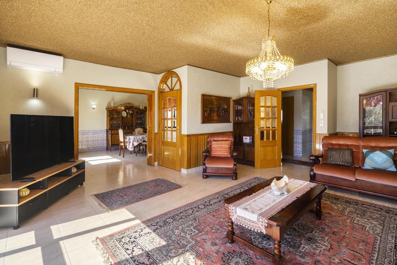 Whome Perfect Family Hideout W/ac & 4br + 5ba