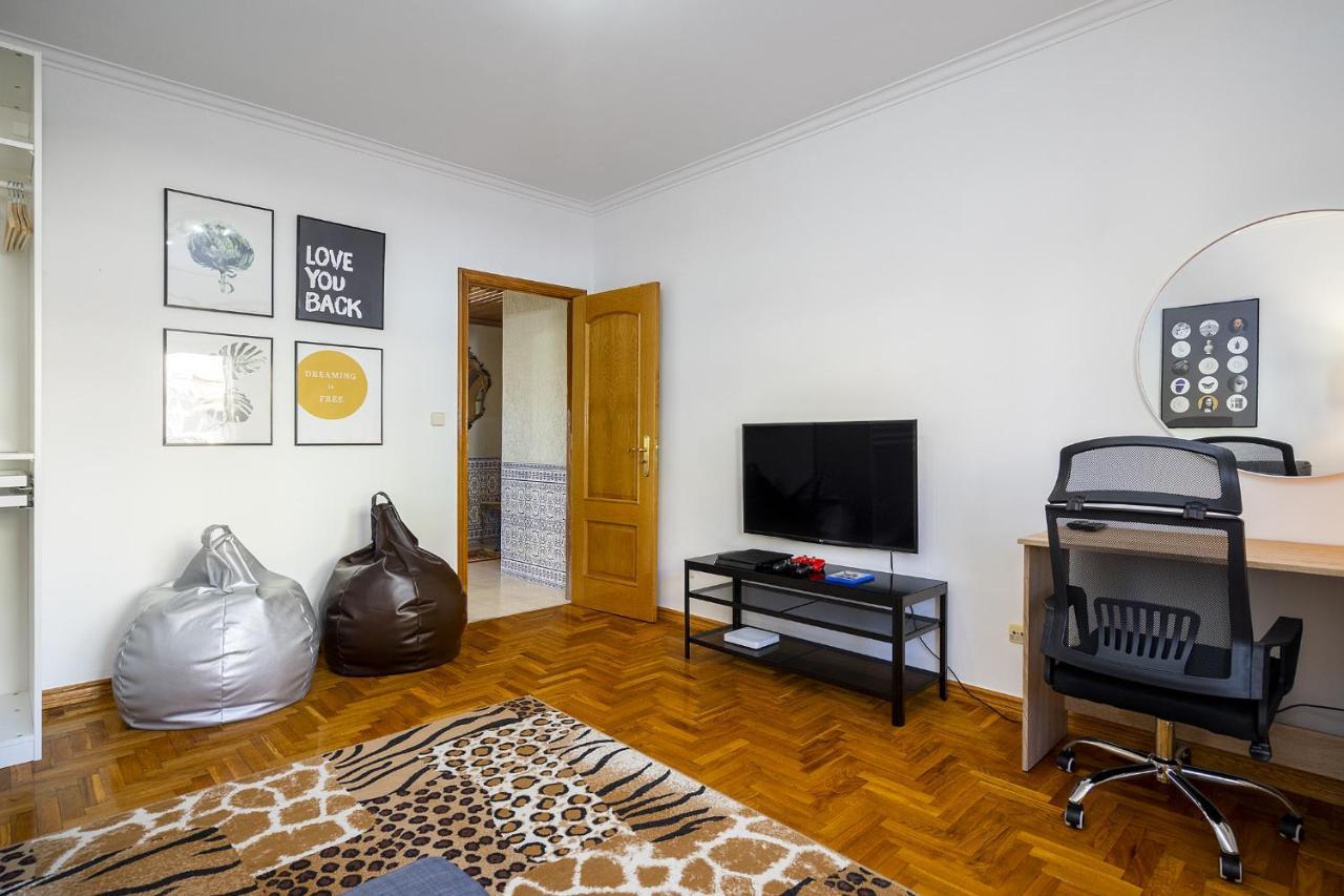 Apartment Whome Perfect Family Hideout W/ac & 4br + 5ba Cascais