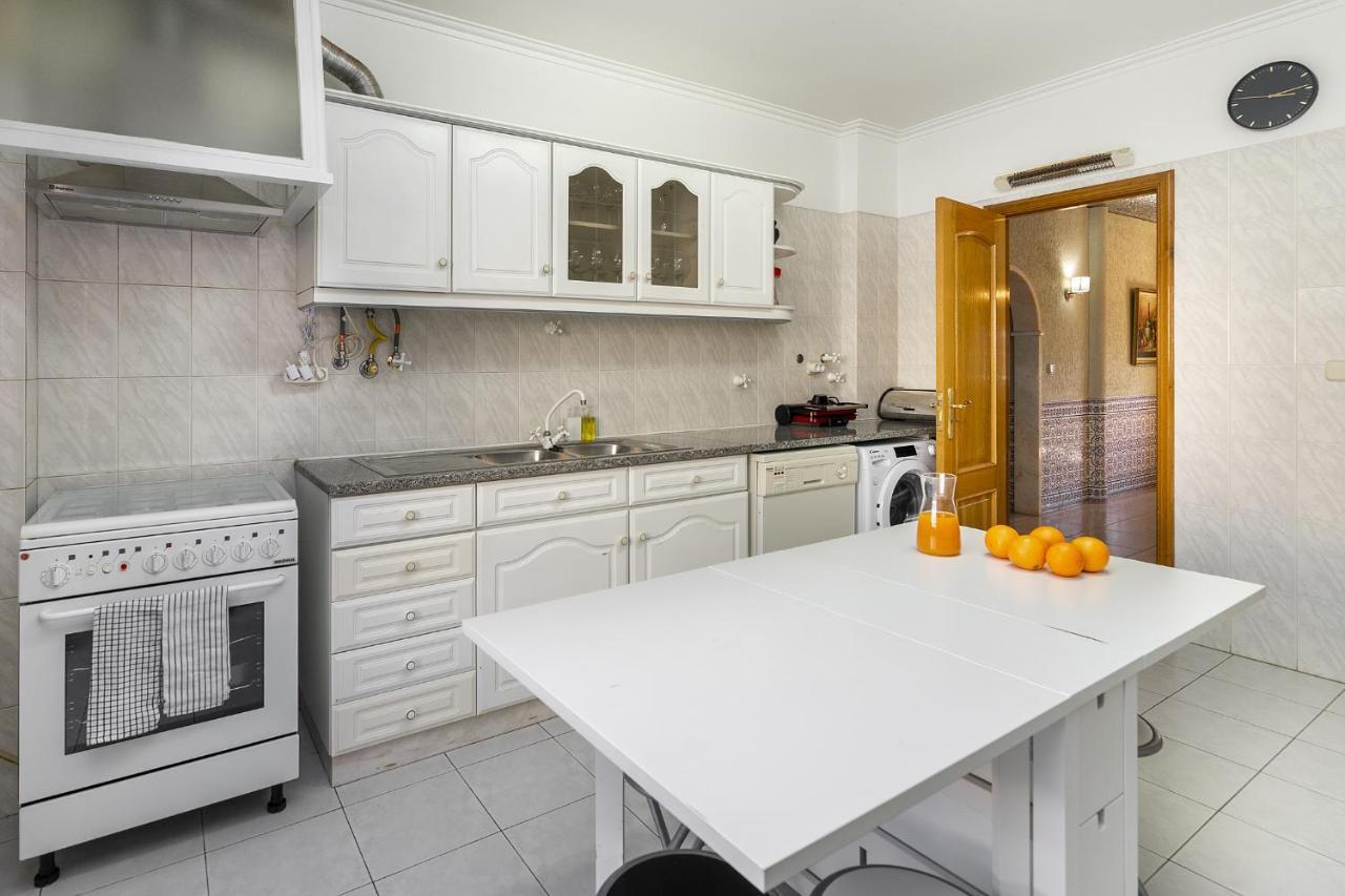 Apartment Whome Perfect Family Hideout W/ac & 4br + 5ba Cascais