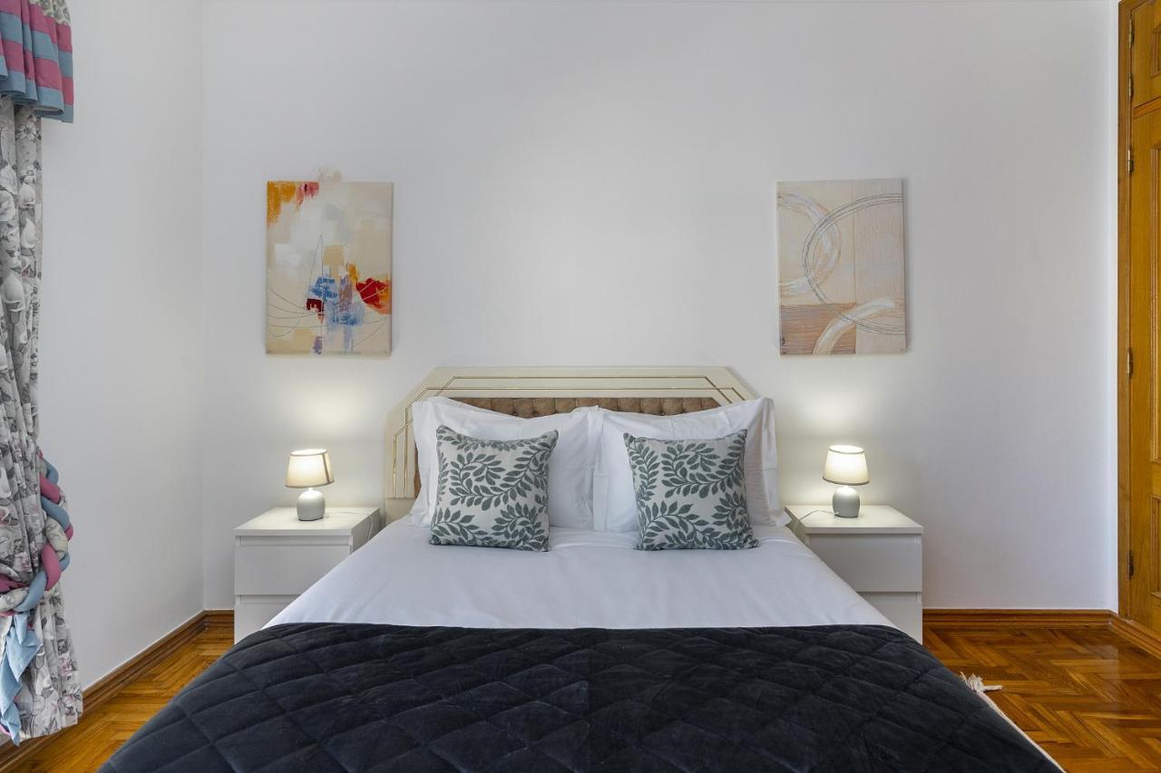 Whome Perfect Family Hideout W/ac & 4br + 5ba Apartment Cascais